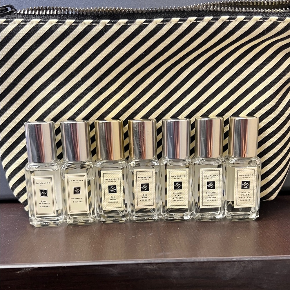 Jo Malone Fragrance Samples with zipper pouch